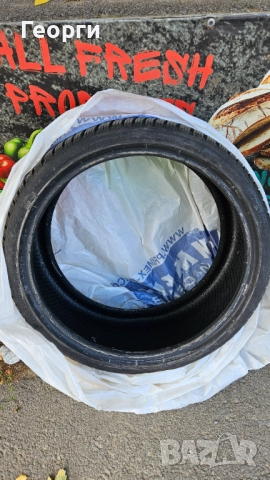 Зимна гума Hankook, снимка 2 - Гуми и джанти - 52072704