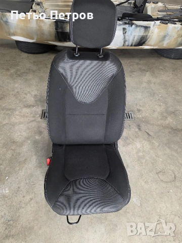 Renault Clio IV шофьорска седалка 