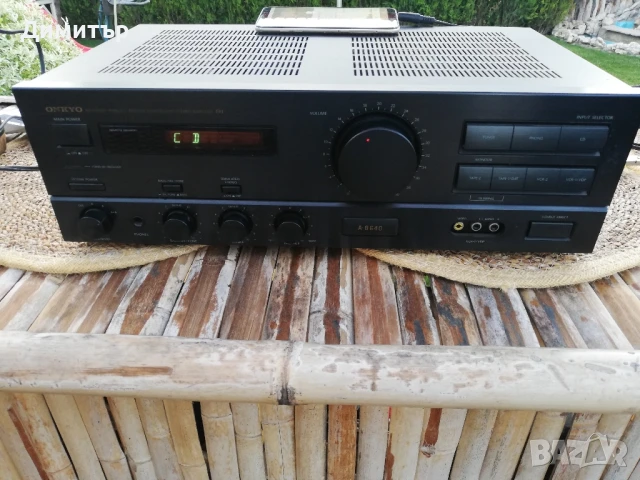 Onkyo A8640, снимка 2 - Ресийвъри, усилватели, смесителни пултове - 50587275