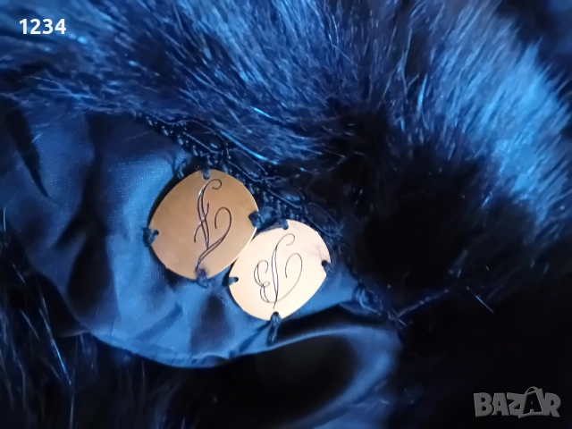 Разкошно дълго палто от черна лисица бутиково/Разкроен модел с вталяване и , снимка 14 - Палта, манта - 52524109