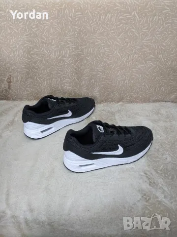 Чисто нови Nike Air Max, снимка 4 - Маратонки - 48644131