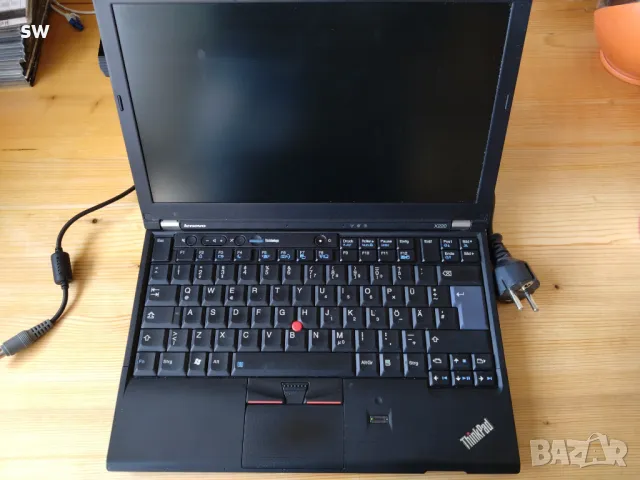 лаптоп Lenovo Thinkpad x220 IPS 16gb-RAM 240gb-ssd, снимка 2 - Лаптопи за работа - 49841905