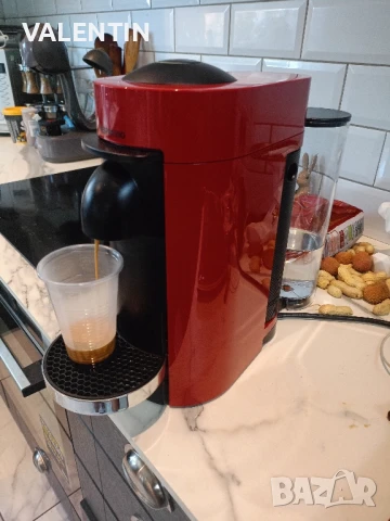 кафе машина с капсоли Nespresso vertigo plus, снимка 2 - Кафемашини - 51035064