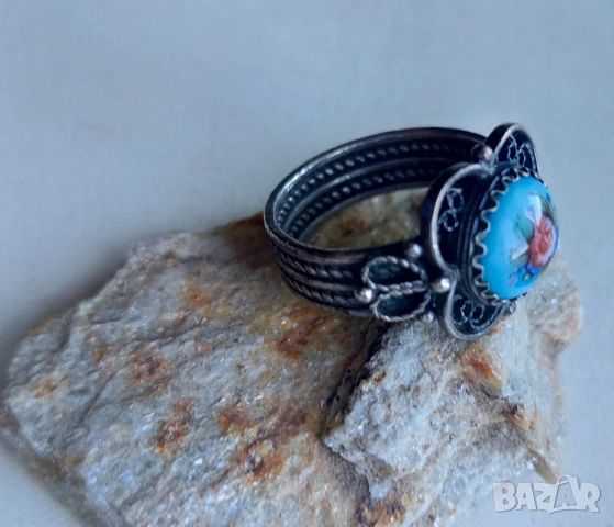 Красив старинен пръстен 