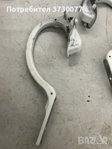 BMW F10 рамена панти багажник, снимка 2 - Части - 53260006