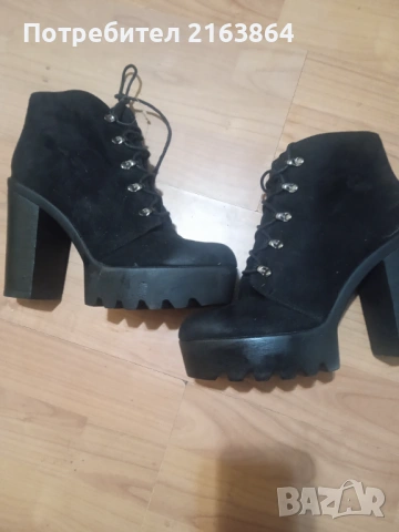Дамски боти на ток, снимка 3 - Дамски обувки на ток - 53215408
