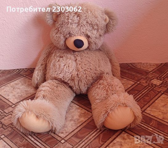 Голям плюшен мечок, снимка 1 - Плюшени играчки - 46228845