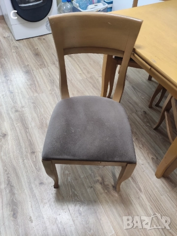 Кухненски комплект  маса от масивно дърво 90/90см+4 стола , снимка 7 - Маси - 52536685