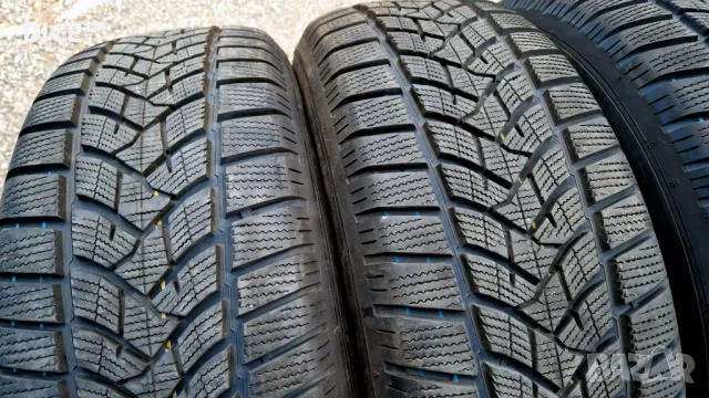 8мм 235/65/17 зимни гуми Dunlop Winter Sport 5 SUV. 2020, снимка 7 - Гуми и джанти - 47203152