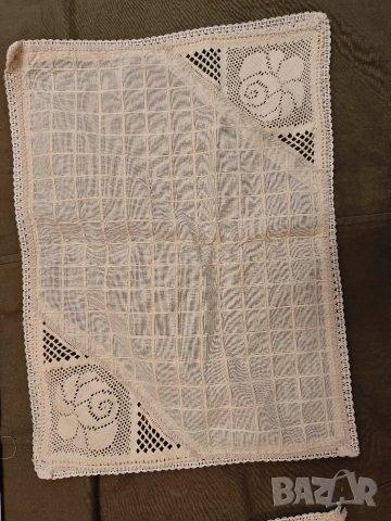 Продавам 4 кърпи с дантела за маса, снимка 9 - Други - 52901941