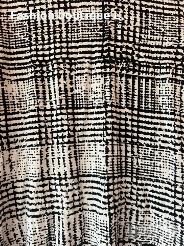 Черно Бяла блуза тип поло М размер състав памук с еластант 🖤🤍🖤🤍, снимка 4 - Блузи с дълъг ръкав и пуловери - 52000955