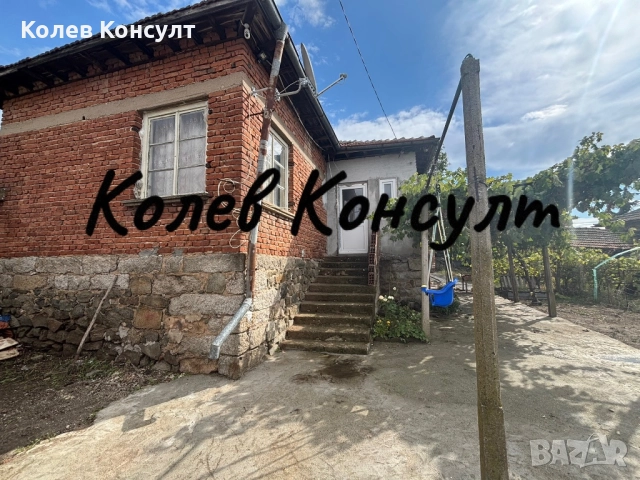 Продавам къща с. Помощник, снимка 4 - Къщи - 51999926
