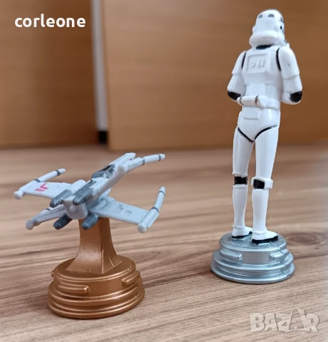 Щурмовак и кораб на Републиката от Star Wars  , снимка 2 - Колекции - 50550296