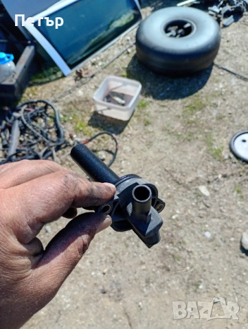 Електромагнитен клапан соленоид volvo S60 V70 Xc70 2.4L, снимка 2 - Части - 53843303