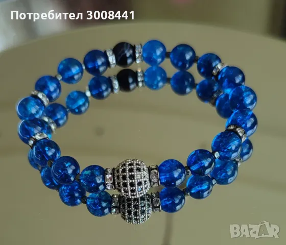 ЕЛЕГАНТНА ГРИВНА ОТ СИН КВАРЦ И ЧЕРЕН АХАТ