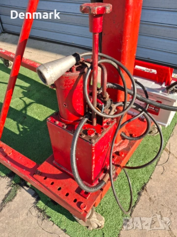 Електрически хидравличен кран тип жираф 12 V, снимка 3 - Други инструменти - 53154998