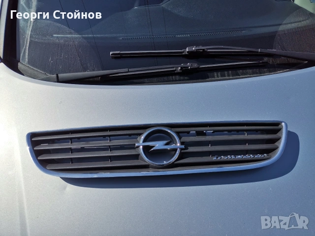 Irmscher тешетка за преден капак на Опел Зафира А, снимка 3 - Аксесоари и консумативи - 53834001