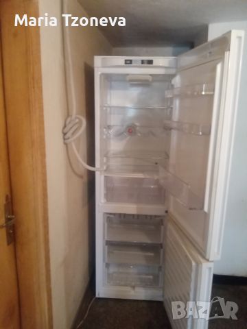 Продам Хладилник производство от Германия, в много добро състояние е Хладилника и Работи., снимка 4 - Хладилници - 45489890
