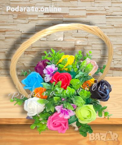 Букет в кошничка с ароматни сапунени рози от пластичен сапун , снимка 1 - Изкуствени цветя - 45657994