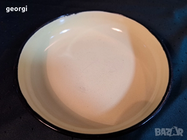 ретро българска емайлирана чиния 29/6, снимка 2 - Чинии - 52809091