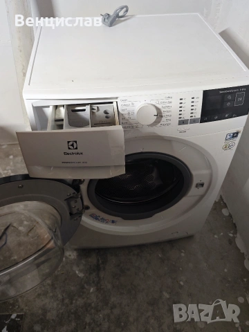 Пералня Електролукс