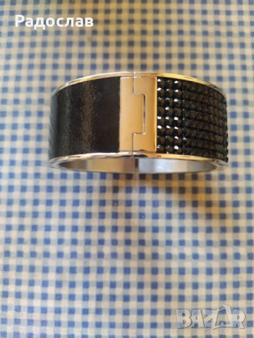 оригинална дамска гривна Swarovski , снимка 14 - Гривни - 54118922