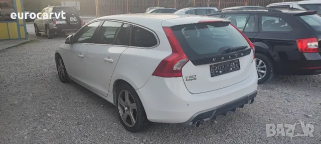 Volvo V60 2,0 D3, снимка 3 - Автомобили и джипове - 47667993