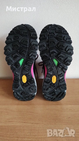 Нови туристически The North Face, 37 номер, снимка 4 - Спортна екипировка - 54017872