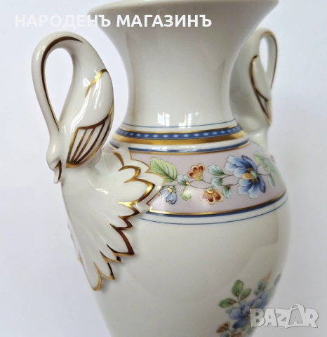 KAISER – Немски порцелан ваза с лебедови дръжки злато цветя ПЕРФЕКТНА, снимка 4 - Други ценни предмети - 54159092