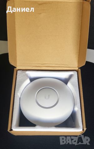 Ubiquiti UniFi UAP-AC-Lite access point с кутия и аксесоари, снимка 4 - Мрежови адаптери - 46262224