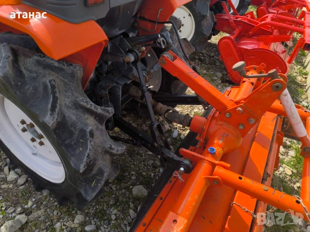 японски трактор Кубота, снимка 4 - Селскостопанска техника - 53691534