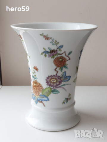 Порцеланова ваза на немската фирма ;Хюченройтер/Продадена, снимка 1