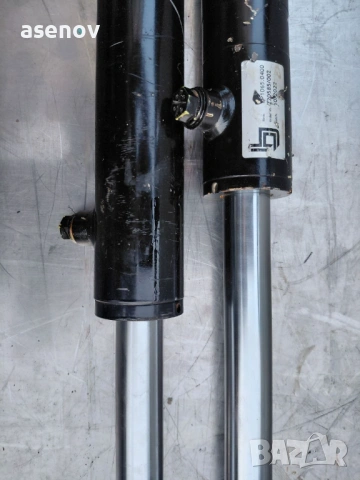 хидравлични цилиндри, снимка 4 - Резервни части за машини - 53917027