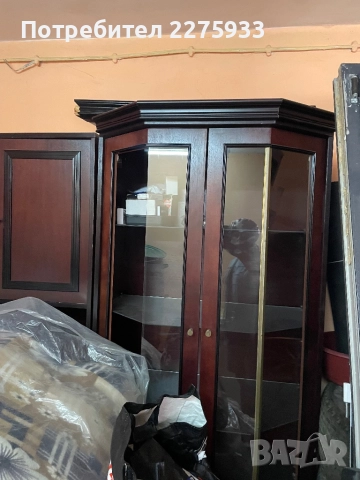 Х.Секция,Гардероби 2 броя стари модели,тежки и огромни.Спалня стара полирана
