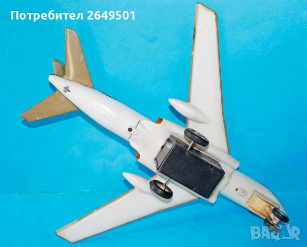 1960те СССР Самолет ТУ-134 играчка с батерии, работещ, снимка 5 - Колекции - 45149528