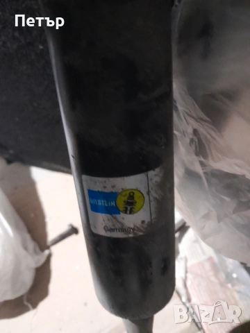 Предни амортисьори VW Skoda Audi A4 A6, снимка 2 - Части - 54063558