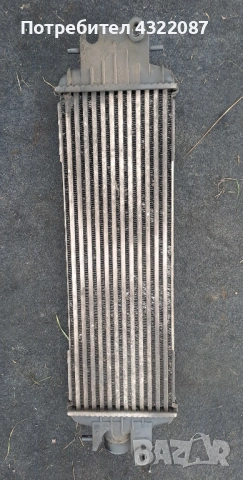 Интеркулер от Опел Виваро / Opel Vivaro 2.5 CDTI 135 к.с, снимка 2 - Части - 53477506