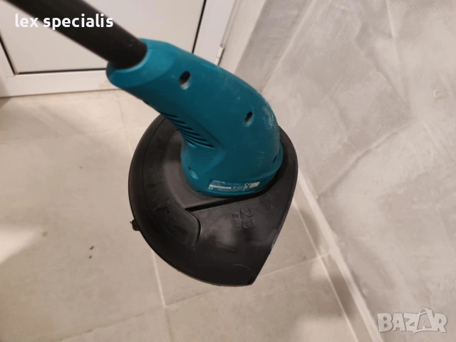 Електрически тример за трева на Bosch, снимка 3 - Градинска техника - 53260239