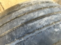 Гуми Kumho 305/70 R 19.5, снимка 3