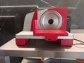 Машина за рязане на колбаси Bosch, снимка 1 - Кухненски роботи - 45396909