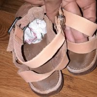 Естествена кожа сандалки ZARA , снимка 4 - Детски сандали и чехли - 45423493
