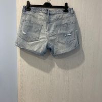 Къси панталони H&M, снимка 2 - Къси панталони и бермуди - 45315548