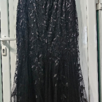 Дамска официална черна рокля с паети, снимка 1 - Рокли - 44978714