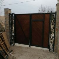 Изработка на огради и дворни врати, снимка 2 - Огради и мрежи - 45204268