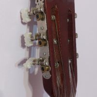 Класическа китара в много добро запазено състояние. Нормални тледи от употреба, снимка 4 - Китари - 45768011