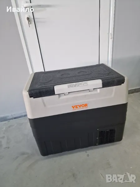 Хладилник за кола с компресор Vevor, Обем 55 литра, снимка 1