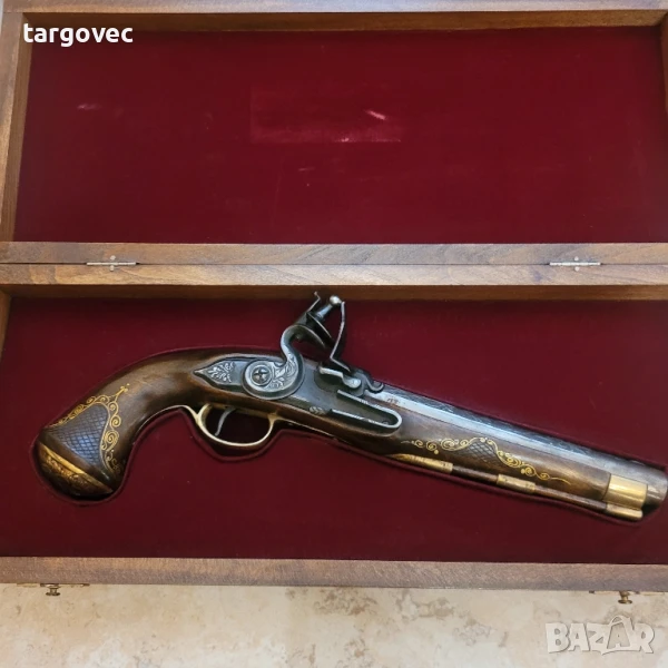 луксозен подарък кремъчен пищов авторски, снимка 1