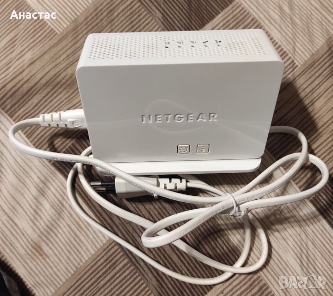 Продавам двулентов WiFi разширител обхват NETGEAR WN3500RP и PIX-LINK!, снимка 1