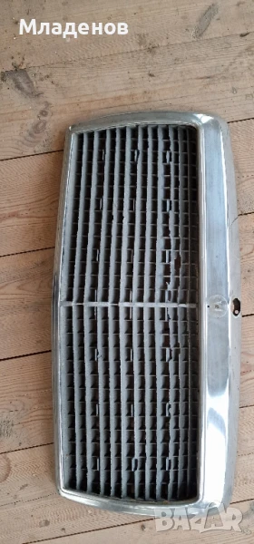 Решетка от Mercedes w124 ., снимка 1