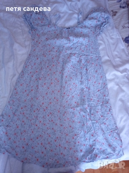 Продавам дамски рокля 44, снимка 1